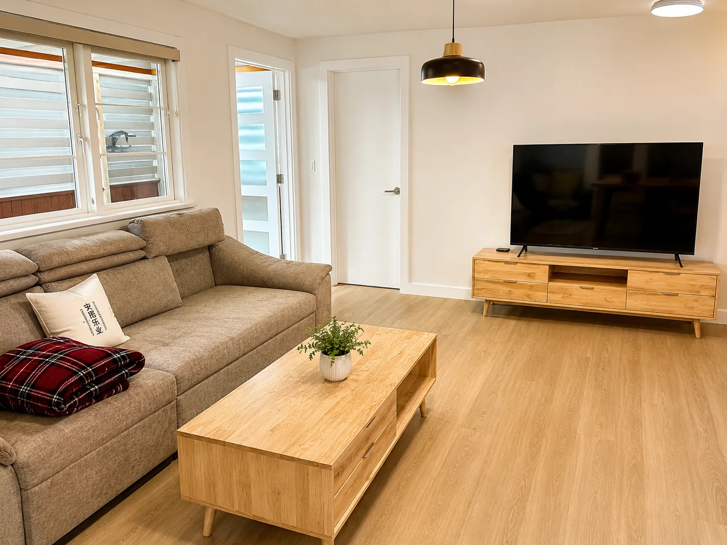 Three-bedroom, two-bath home — property photo 3